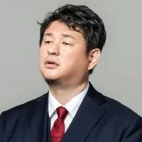 安藝泰弘